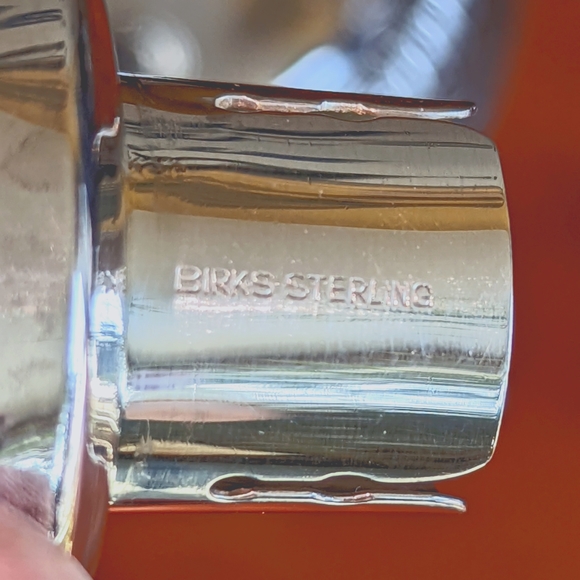 Pair of Birks Sterling Silver Candle Holders with Hurricane Shades - Picture 4 of 12